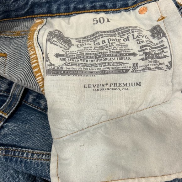 Levis Premium 501 Original Fit Jeans 29 x 30 Medium Indigo - Picture 3 of 6